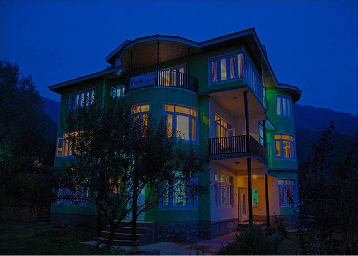 Calm Holiday Inn Srīnagar 외부 사진